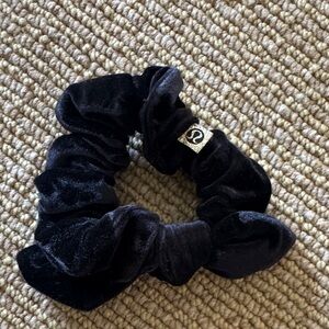 Lululemon Athletica Black Velvet Hair Tie
